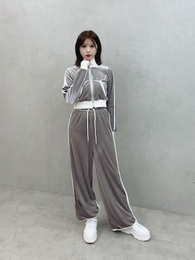 「アイテム（ブルゾン）」を使った、真里さん（レディース・162cm）の秋コーディネート