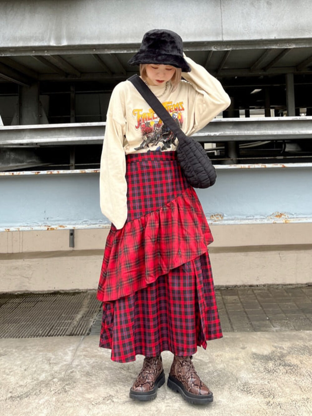 jouetie（ジュエティ）の「クレイジーティアードスカート