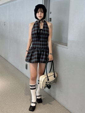 「アイテム（チョーカー）」を使った、MOMOKAさん（レディース・153cm）の夏コーディネート