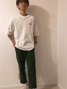「Rodeo Crowns（ロデオクラウンズ）のアイテム（パンツ）」を使った、ティモさん（メンズ・173cm）の夏コーディネート