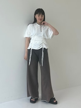 「AKIKOAOKI（アキコアオキ）のアイテム」を使った、STUDIOUS STAFFさん（レディース・161cm）の春コーディネート