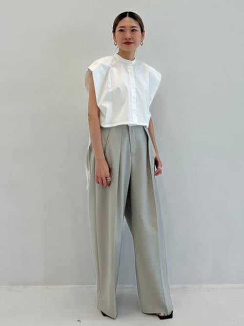 STUDIOUS/ステュディオス】アシンメトリックフロントトラウザーパンツ