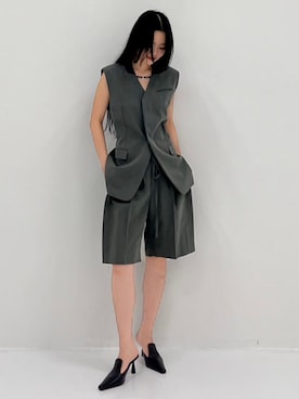 「STUDIOUS（ステュディオス）のアイテム（パンツ）」を使った、STUDIOUS STAFFさん（レディース・165cm）の夏コーディネート