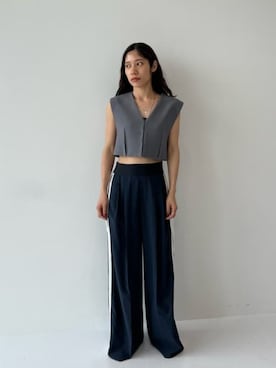 「STUDIOUS(ステュディオス)のアイテム(ベスト)」を使った、STUDIOUS STAFFさん(レディース・162cm)の春コーディネート