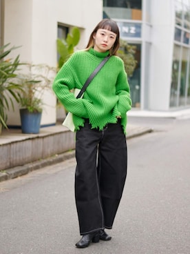 「BASICKS（ベイシックス）のアイテム（パンツ）」を使った、STUDIOUS STAFFさん（レディース・156cm）の冬コーディネート