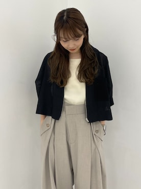 「STUDIOUS（ステュディオス）の【STUDIOUS/ステュディオス】Flap Cargo Wide Pants/フラップカーゴワイドパンツ/ウォッシャブル/オフィスカジュアル/美脚/腰回りカバー（カーゴパンツ、ベージュ系）」を使った、STUDIOUS STAFFさん（レディース・150cm）の夏コーディネート