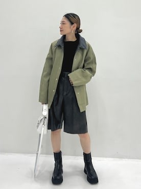 「STUDIOUS（ステュディオス）のアイテム（パンツ）」を使った、STUDIOUS STAFFさん（レディース・154cm）の秋コーディネート
