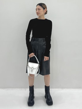 「STUDIOUS（ステュディオス）のアイテム（パンツ）」を使った、STUDIOUS STAFFさん（レディース・154cm）の秋コーディネート