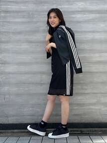 アディダス オリジナルス　パフスリーブワンピ　日本未入荷　海外限定　サイズL 1711328967_215.jpg