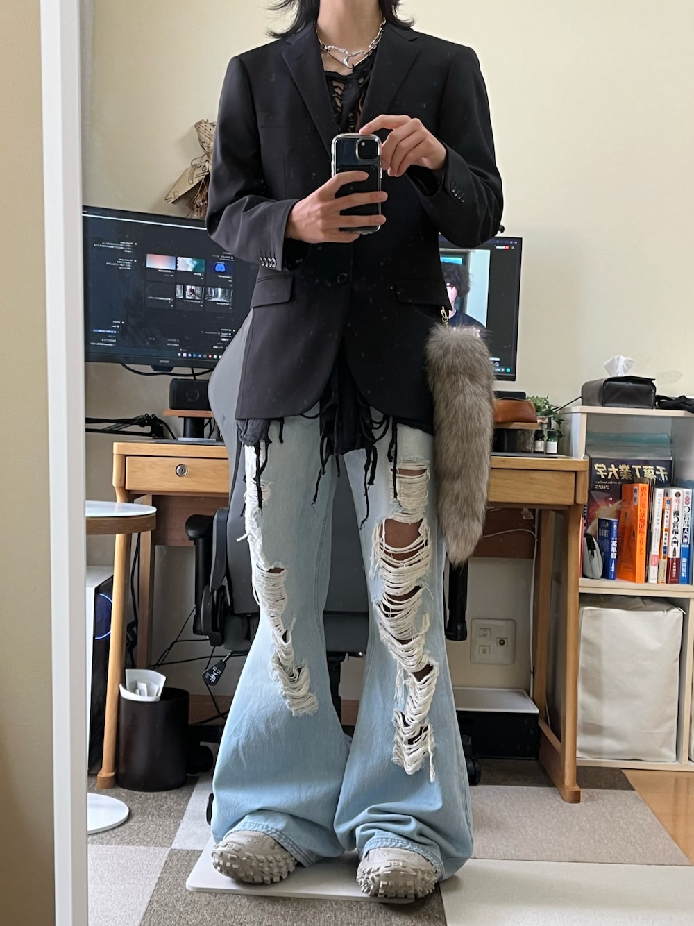 「レイヤードスタイル、古着MIX、アツいコーデ全部見せ、メンズファッション、お洒落さんとつながりたい、デニム、BALENCIAGA、EGONLAB」｜「Aokiのアイテム（テーラードジャケット、ブラック系）」を使った、リカさん（メンズ・174cm）の夏コーディネートの1枚目の写真