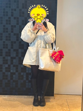「NICE CLAUP（ナイスクラップ）のアイテム（ジャケット/アウター）」を使った、annnindyさん（レディース・166cm）の冬コーディネート