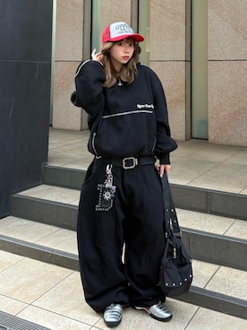 「NIKE（ナイキ）のナイキ トータル 90 ウィメンズシューズ / Nike Total 90 Women's Shoes IM7595-001 Metallic Silver（スニーカー、シルバー系）」を使った、SHIORIさん（レディース・152cm）の春コーディネート