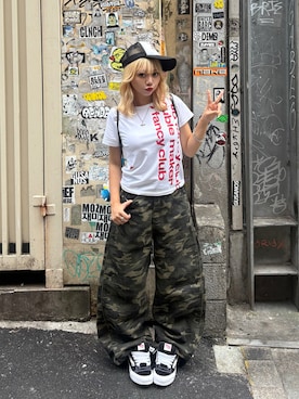 「アイテム（スニーカー）」を使った、SHIORIさん（レディース・152cm）の夏コーディネート