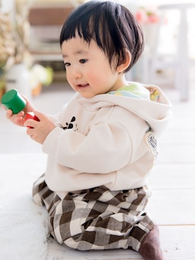 「アイテム（パーカー）」を使った、*LeoN*さん（キッズ・80cm）の秋コーディネート