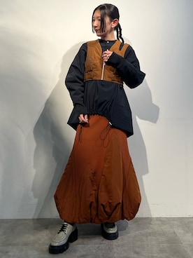 「アイテム（その他トップス）」を使った、YUKIさん（レディース・161cm）の秋コーディネート