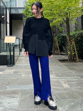 「アイテム（ローファー、グレー系）」を使った、YUKIさん（レディース・161cm）の秋コーディネート