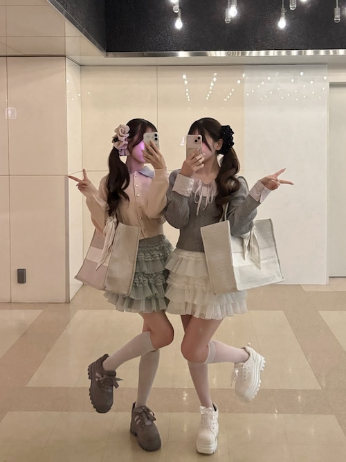 LouLoumei】リボンチャームツイード横長トートバッグ（トートバッグ