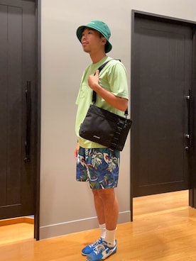「シティーボーイ」｜「アイテム（ショルダーバッグ）」を使った、EDDIE BAUER@イーアスつくば店さん（メンズ・170cm）の夏コーディネート
