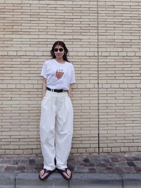「crinkle crinkle crinkle(クリンクルクリンクルクリンクル)の【crinkle crinkle crinkle】garment dye over tuck pants/ガーメントダイオーバータックパンツ(その他パンツ、ホワイト系)」を使った、yuuさん(レディース・158cm)の夏コーディネート