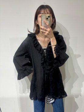 「crinkle crinkle crinkle(クリンクルクリンクルクリンクル)の【crinkle crinkle crinkle】frill gawn blouse/フリルガウンブラウス(シャツ/ブラウス、ブラック系)」を使った、yuuさん(レディース・158cm)の夏コーディネート