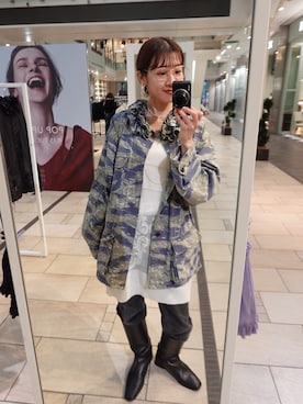 「crinkle crinkle crinkle(クリンクルクリンクルクリンクル)のフリルカラーカモ柄ミリタリージャケット / 【 crinkle crinkle crinkle 】 frill collar camo jacket(ミリタリージャケット、ブルー系)」を使った、yuuさん(レディース・158cm)の秋コーディネート