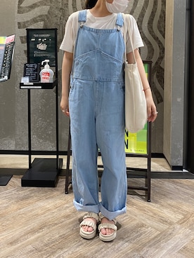 「デニムっていいよね」｜「アイテム（オールインワン・サロペット）」を使った、hito🌼さん（レディース・147cm）の夏コーディネート