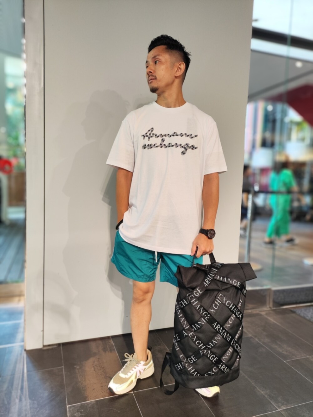 「アルマーニエクスチェンジ、armaniexchange、AXchanger、AXchange、ロゴT、メンズコーデ、シンプルコーデ、オトナカジュアル、ootd、休日スタイル、白Tシャツ、プチプラコーデ、シャツスタイル、おしゃれさんと繋がりたい、ショートパンツ」｜「ARMANI EXCHANGEの【A|X アルマーニ エクスチェンジ】ロゴ　半袖クルーネックTシャツ/REGULAR（Tシャツ/カットソー、ホワイト系）」を使った、🇮🇹りょーちん🇮🇹さん（メンズ・160cm）の夏コーディネートの1枚目の写真