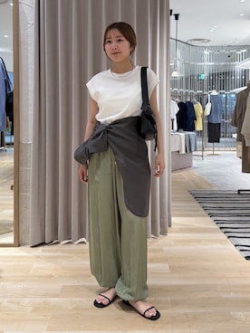「COLLAGE GALLARDAGALANTE（コラージュガリャルダガランテ）の接触冷感素/こだわりの美シルエット/クールタッチTシャツ/Q.anos（T Shirts、ホワイト系）」を使った、rukaさん（レディース・154cm）の夏コーディネート