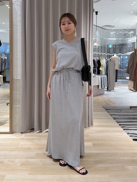 「COLLAGE GALLARDAGALANTE（コラージュガリャルダガランテ）のリネンライクカットフレアスカート/セットアップ可（Skirt、グレー系）」を使った、rukaさん（レディース・154cm）の夏コーディネート