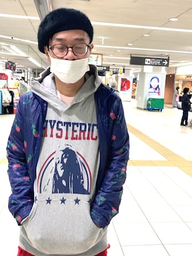 シン・ナリックスさんのコーディネート