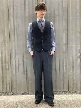 「アイテム（ビジネスシャツ）」を使った、TOKYO SHIRTS 八重洲地下街八重洲2番店さん（メンズ・176cm）の秋コーディネート