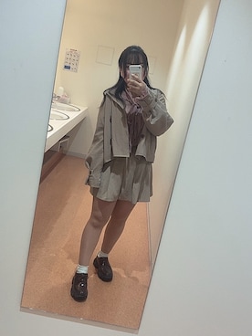 「apres jour（アプレジュール）のアイテム（トレンチコート）」を使った、はるさん（レディース・154cm）の秋コーディネート