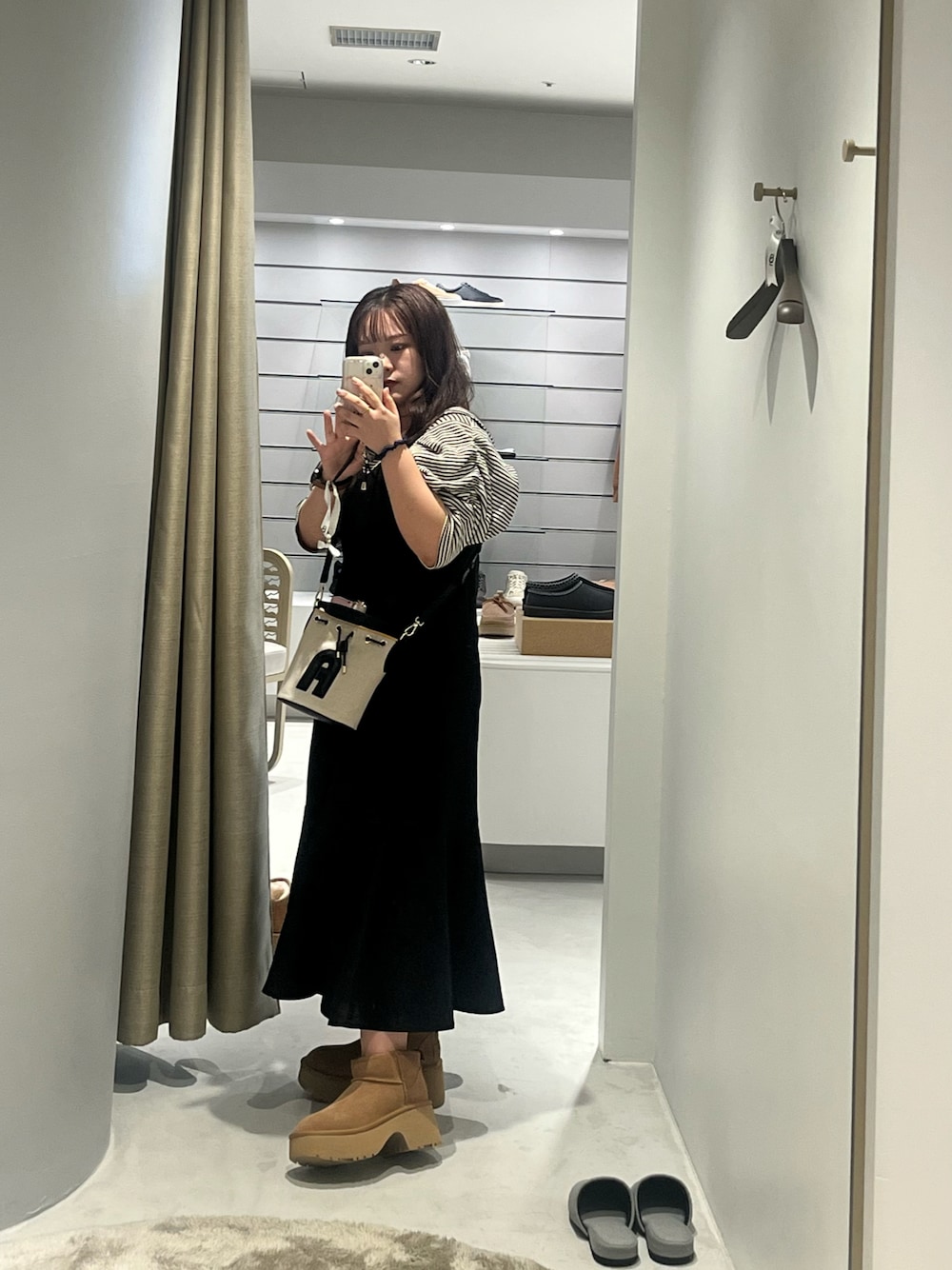 UGG クラシック ウルトラ ミニ ニュー ハイツ