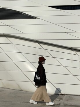 「knuth marfのアイテム（トートバッグ、ブラック系）」を使った、reneさん（レディース）の冬コーディネート