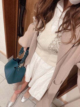 「シルバーシューズ」｜「アイテム（その他アウター）」を使った、yu.さん（レディース・161cm）の冬コーディネート