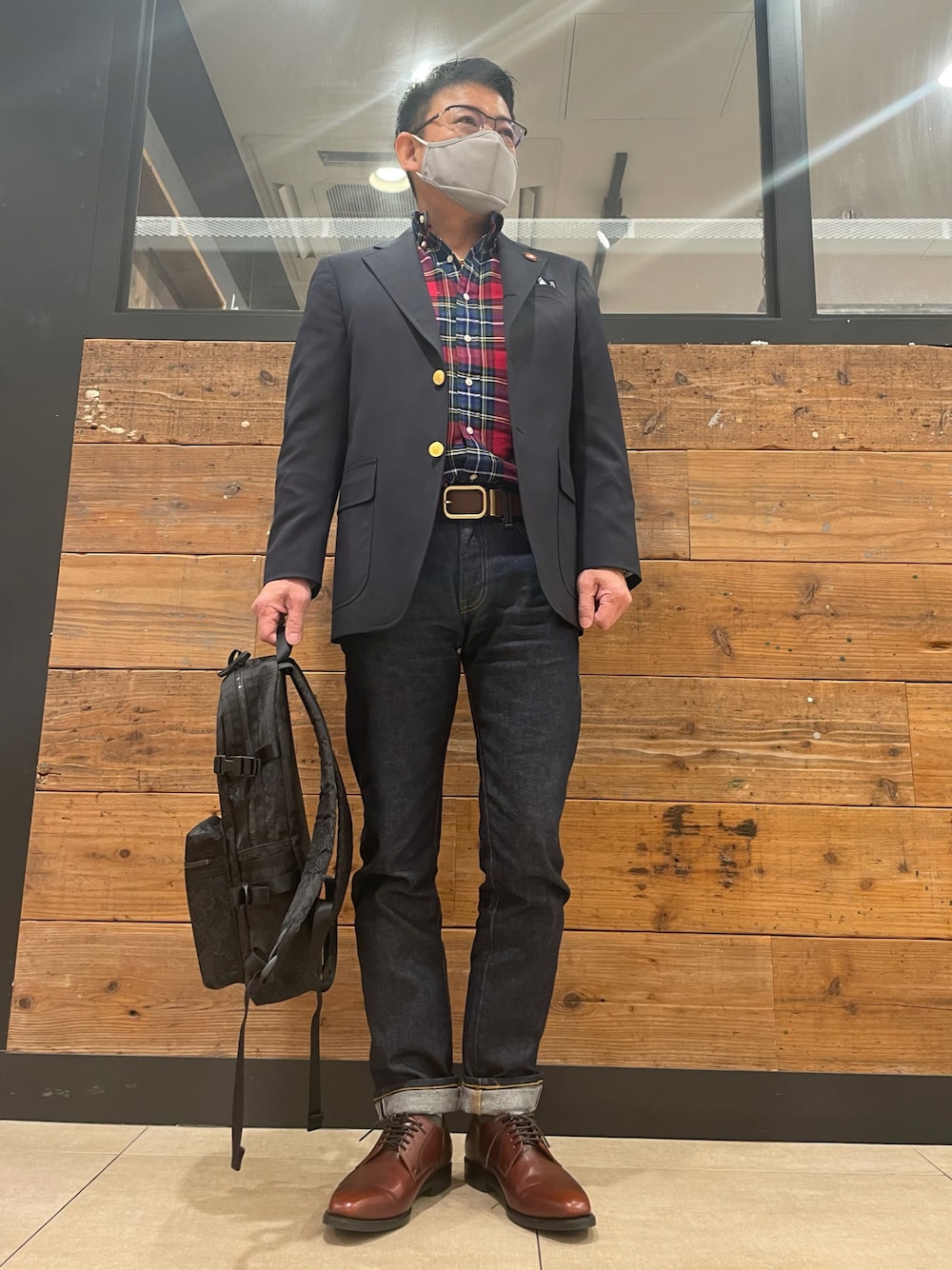 「レイバン、ポロラルフローレン、ジェイプレス、levi’s、リーガル、ポーター、還暦」｜「Levi'sのアイテム（デニムパンツ、ブルー系）」を使った、cbabcさん（メンズ・168cm）の秋コーディネートの1枚目の写真