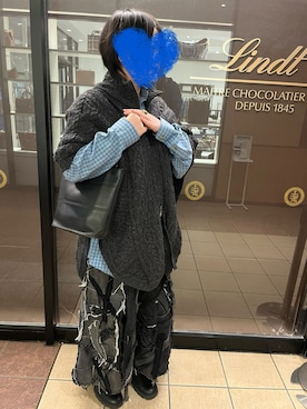 「アイテム（ポンチョ）」を使った、キルさん（レディース・163cm）の秋コーディネート