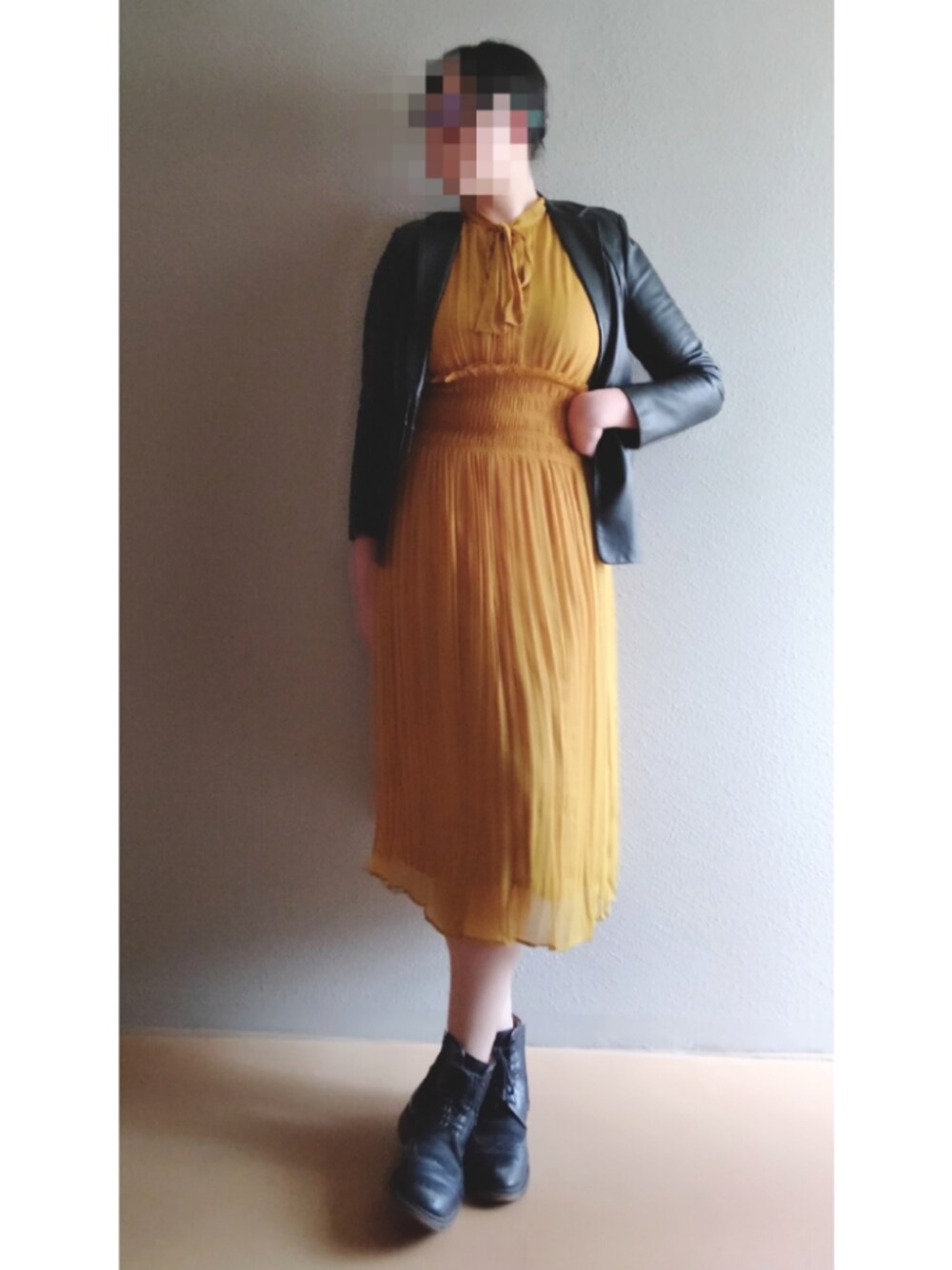 「高身長女子、ZARA、マスタードイエロー、秋のコーデ」｜「ZARAのアイテム（ワンピース、イエロー系）」を使った、liu184さん（レディース・184cm）の秋コーディネートの1枚目の写真