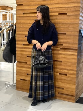 「SENSE OF PLACE by URBAN RESEARCH（センスオブプレイスバイアーバンリサーチ）のアイテム（カーディガン/ボレロ）」を使った、mizurisaさん（レディース・153cm）の秋コーディネート