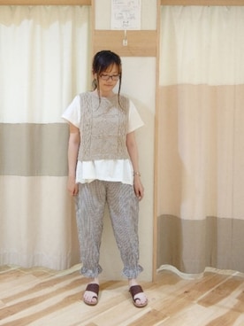 「ベスト×Tシャツ」｜「アイテム（その他）」を使った、Kahoさん（レディース・158cm）の夏コーディネート
