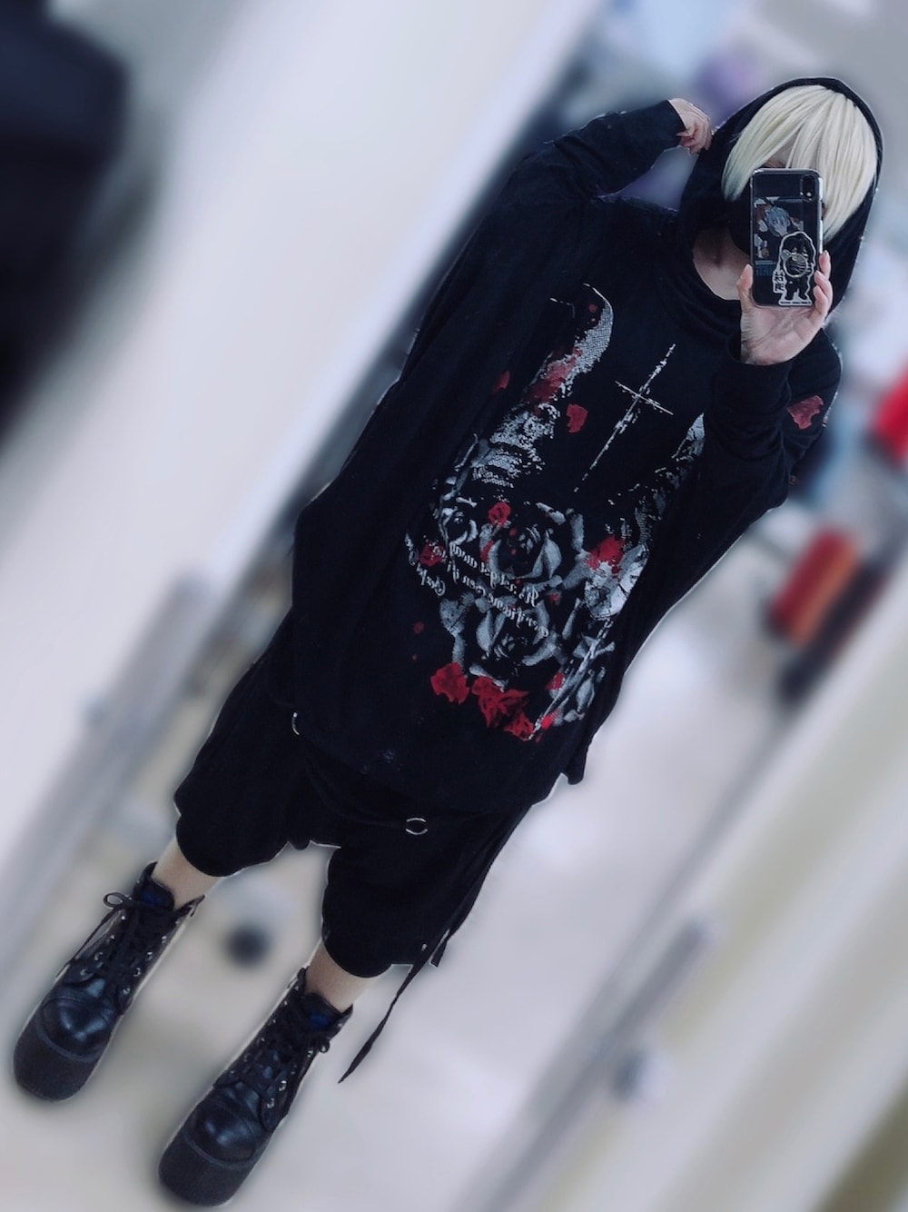 「サルエルパンツ、セクポ」｜「SEX POT ReVeNGeのアイテム（その他パンツ、ブラック系）」を使った、つなさん（レディース・153cm）の春コーディネートの1枚目の写真