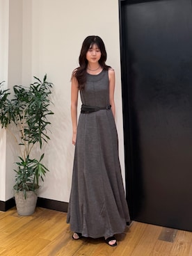 「URBAN RESEARCH（アーバンリサーチ）のnew basic　WASHABLE WOOL SQUARE ONE-PIECE（ワンピース、グレー系）」を使った、マイカさん（レディース・167cm）の夏コーディネート