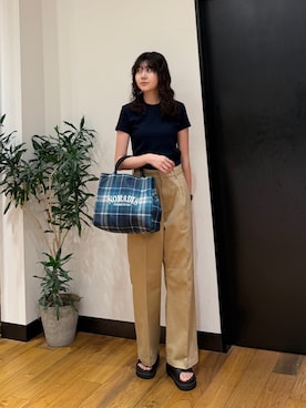 「URBAN RESEARCH（アーバンリサーチ）のnew basic　BABY SKIN T-SHIRTS（Tシャツ/カットソー、ブルー系）」を使った、マイカさん（レディース・167cm）の夏コーディネート