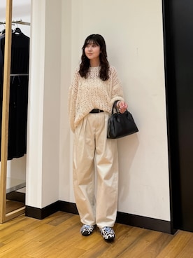「URBAN RESEARCH（アーバンリサーチ）のアイテム（ニット/セーター）」を使った、マイカさん（レディース・167cm）の秋コーディネート