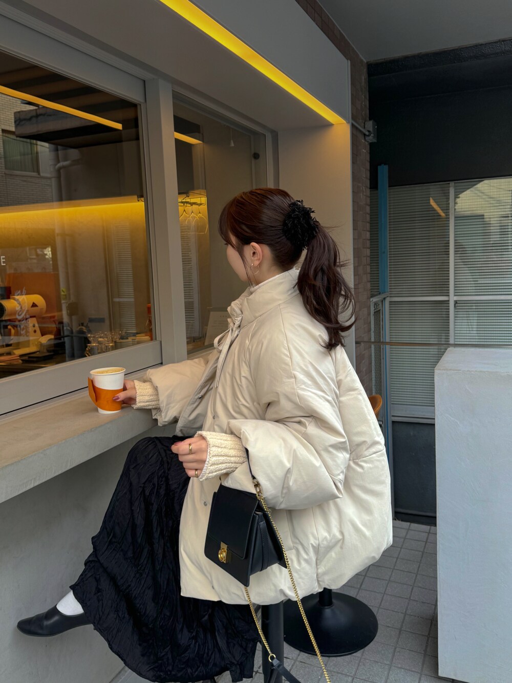 hinari　ヒナリ　中綿リボンミドルコート　アイボリー　Sサイズ hinari（ヒナリ）の「中綿リボンミドルコート（ブルゾン）」 - WEAR