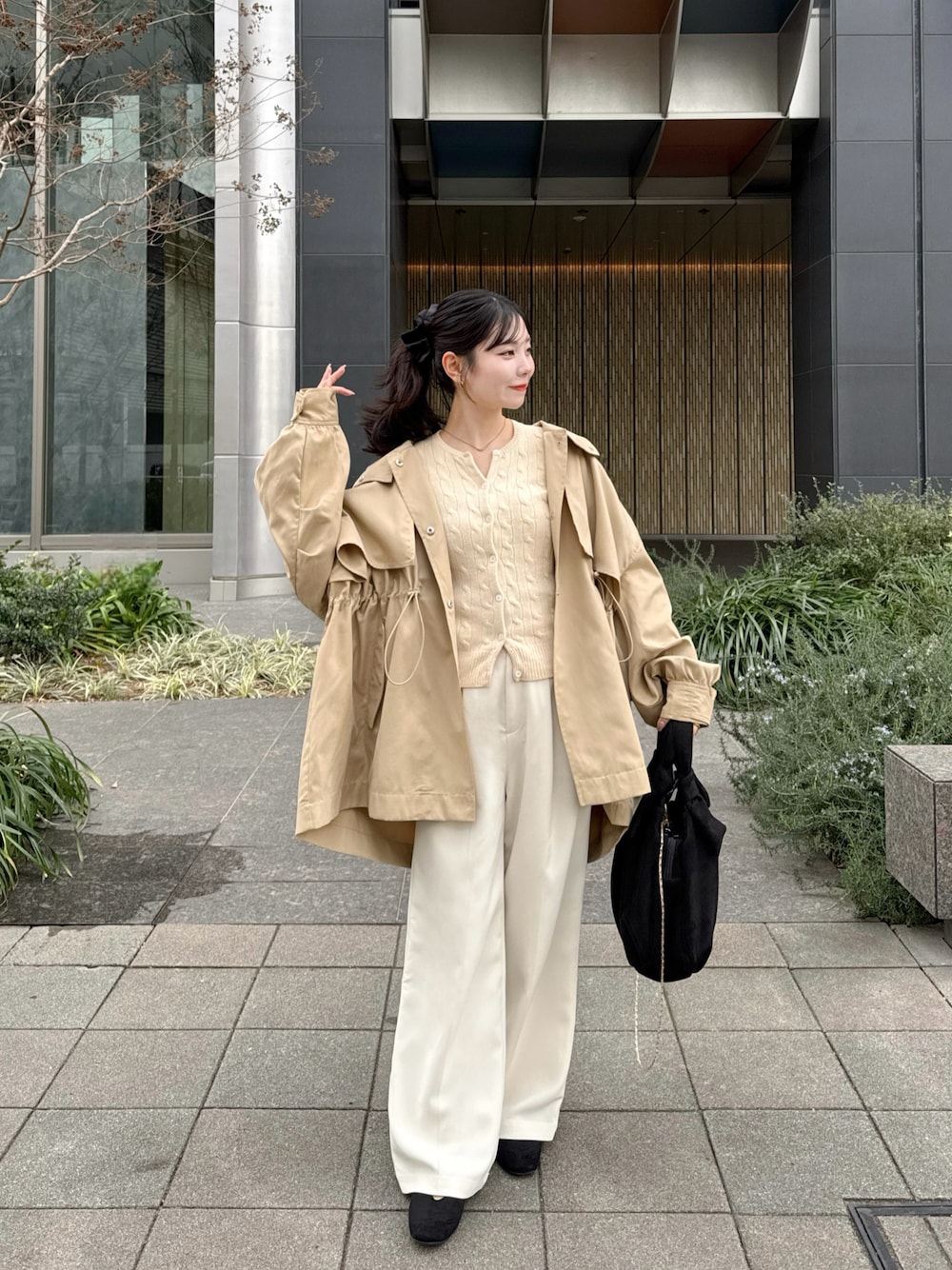 hinari ミドル丈ピーチトレンチコート hinari（ヒナリ）の「ミドル丈