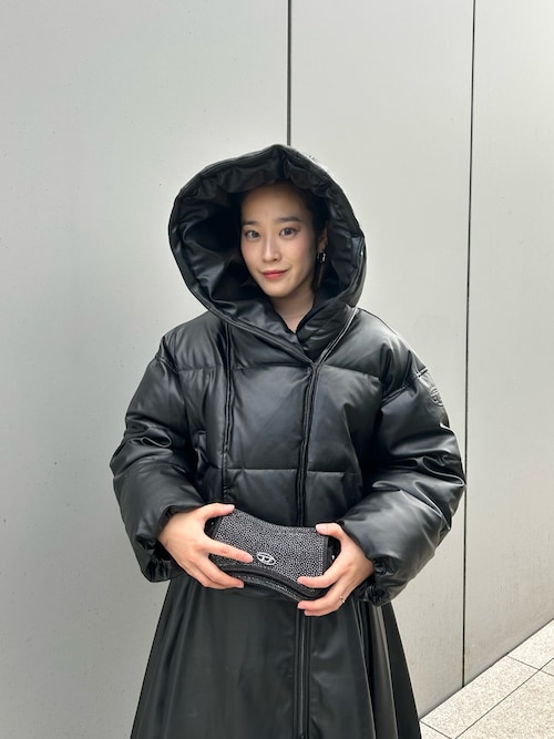 ウィメンズ ブラックパファージャケット W-ILLEY（ダウンジャケット