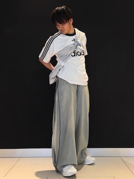 「アディダスオリジナルス」｜「アイテム（Tシャツ/カットソー）」を使った、M.Kさん（メンズ・172cm）の春コーディネート
