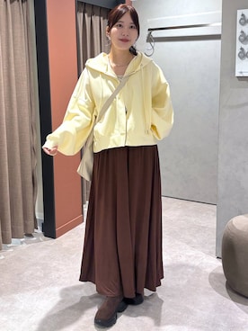 「アイテム（チョーカー、グレー系）」を使った、futabaさん（レディース・160cm）の秋コーディネート