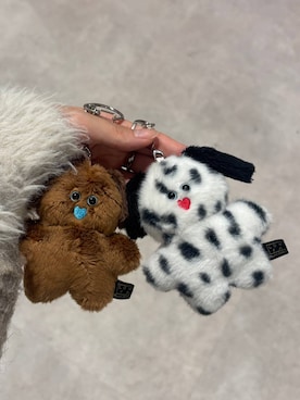 「アイテム（バレッタ/ヘアクリップ）」を使った、futabaさん（レディース・160cm）の秋コーディネート